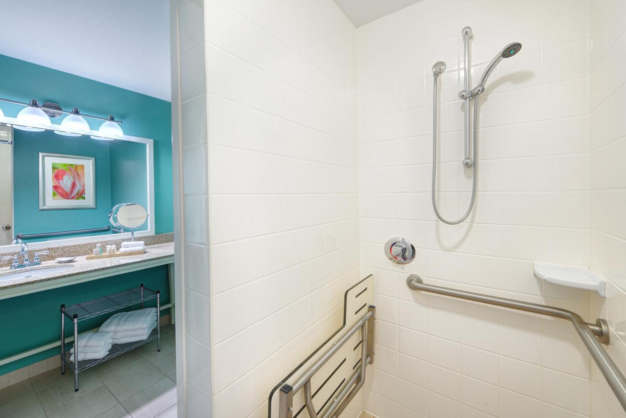 Chambre Lit King-Size avec Douche à l'Italienne - Non-Fumeurs